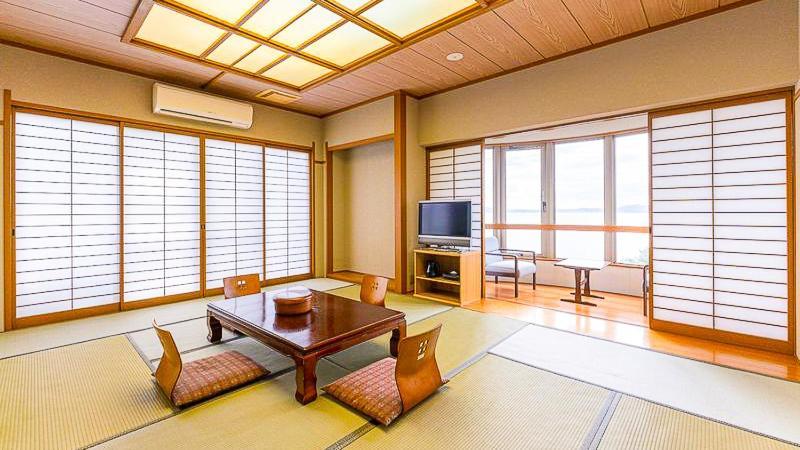 Unzen Obama Onsen Juraku Hotel Exterior foto