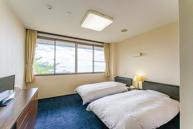Unzen Obama Onsen Juraku Hotel Exterior foto